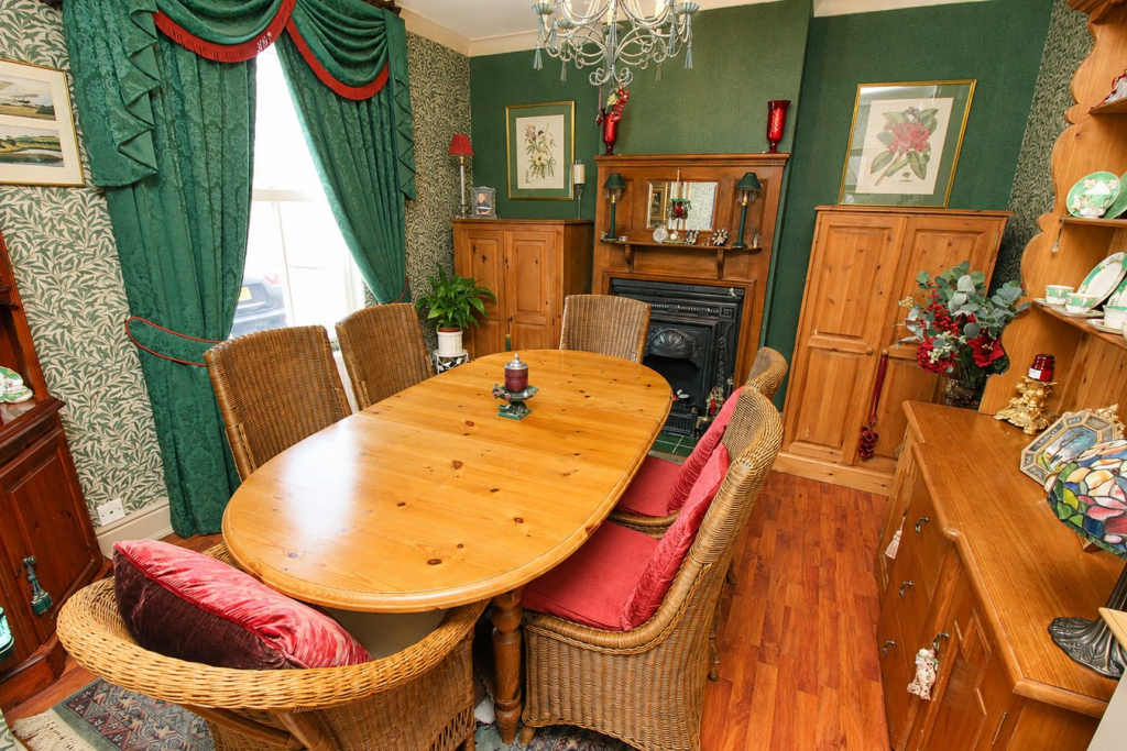 High Street, Henlow, SG16 photo 4