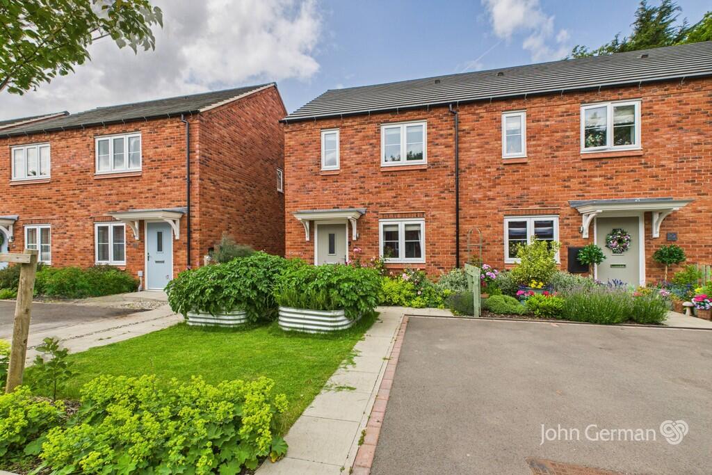 3-bed terraced on Turnpike Way, Ashbourne, £235,000