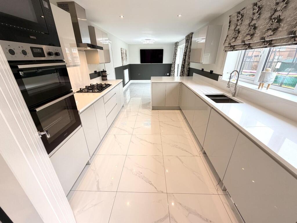 House in Hart Station, Clavering - More