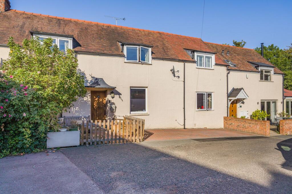 Main image of property: Coxhorne Cottage, London Road, Charlton Kings, Cheltenham, GL52
