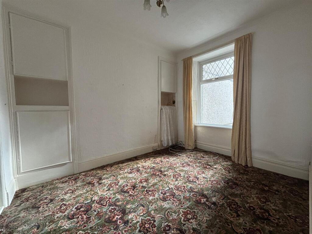 House in Swansea - More