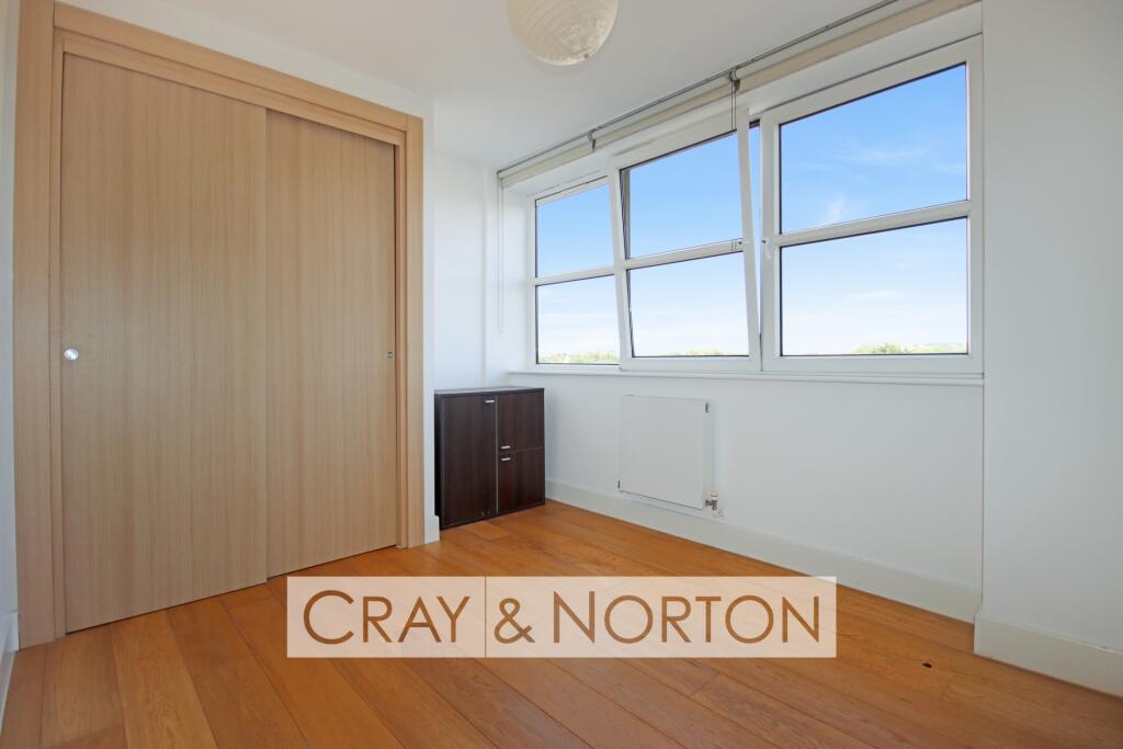 Apartment in London, Elmers End - More