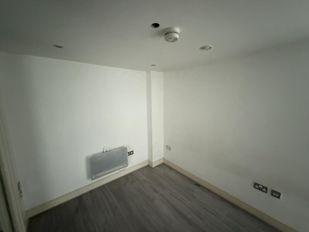 Apartment in Nottingham - View 5