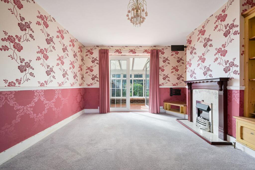 House in Tadworth, Nork - More