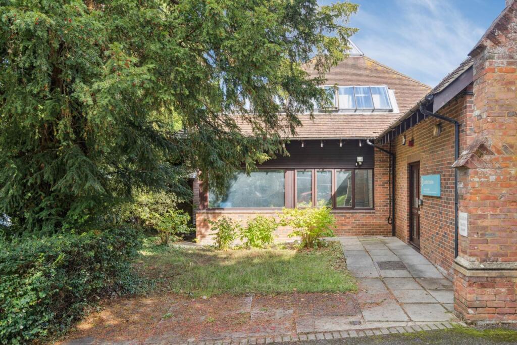 Main image of property: Sutton Court, Church Yard, Tring