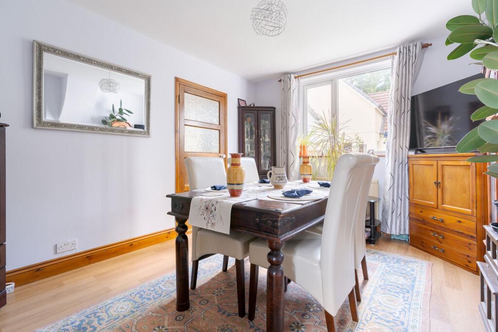 House in Ipswich - View 5