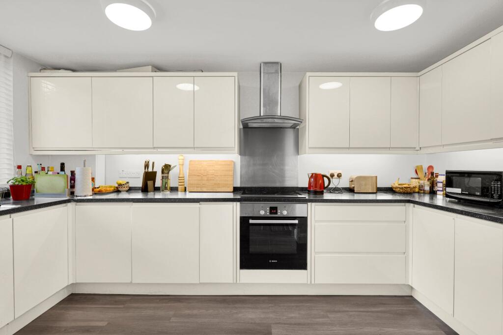 Main image of property: Windsor Court,
20 Frogmore, SW18