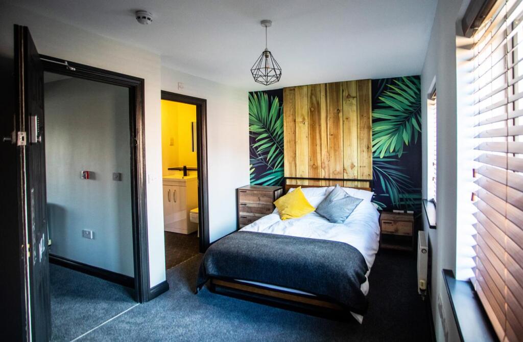 Main image of property: Royal Crescent, Exeter