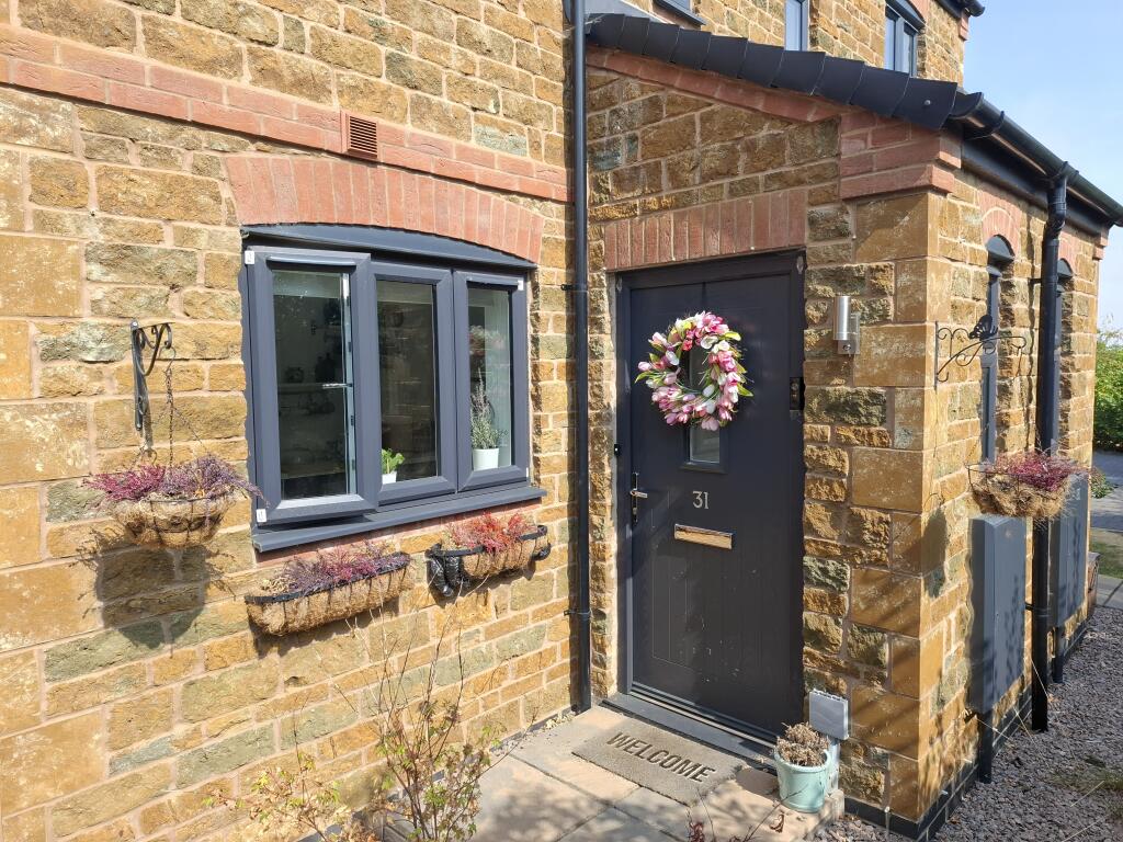 Braunston Lane, Daventry, NN11