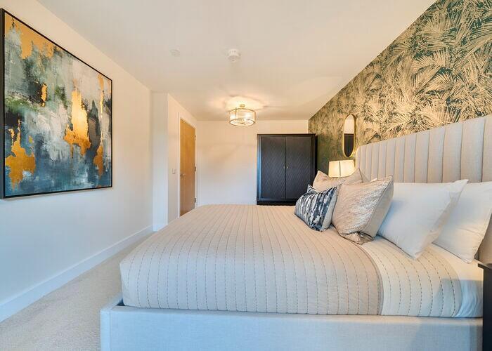 Apartment in Southend-on-Sea - View 5