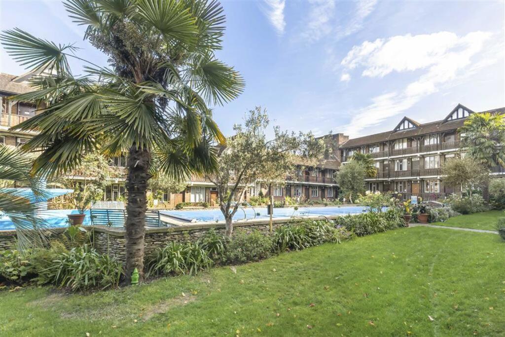 Main image of property: Tudor Close, London