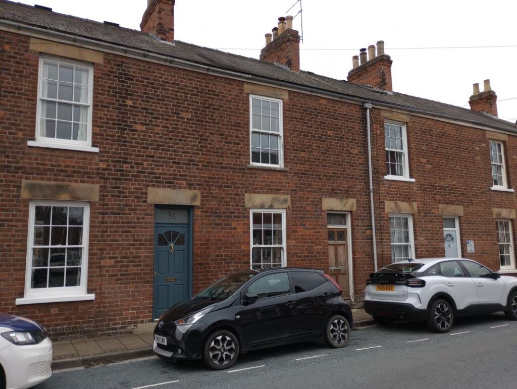 Main image of property: 33 Minster Moorgate, Beverley, East Riding of Yorkshire, HU17 8HP