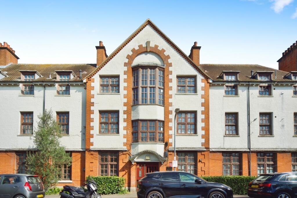 Main image of property: Brading Crescent, LONDON, E11
