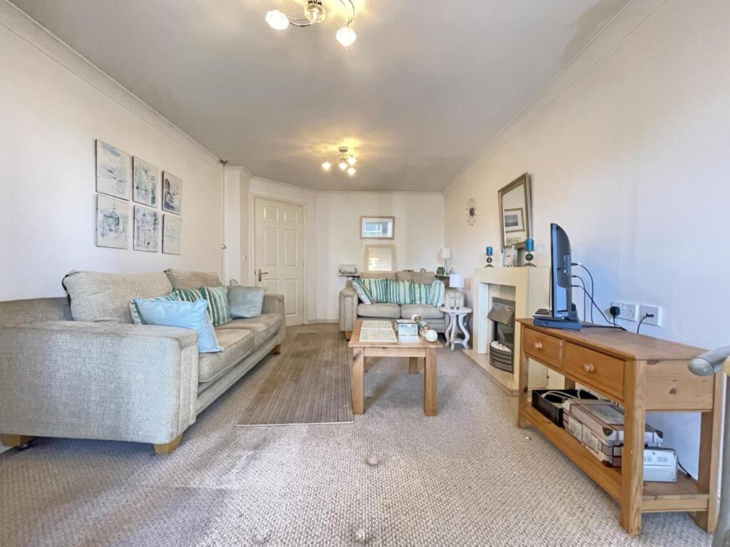 Apartment in Plymouth - View 2