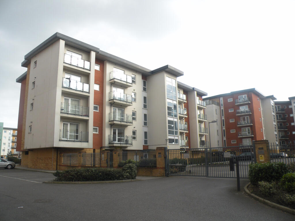Clarkson Court, Hatfield, AL10