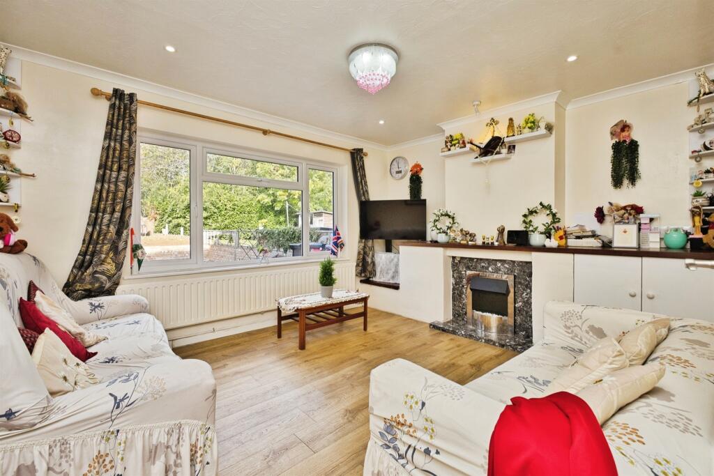 House in Yeovil, Somerset - View 5