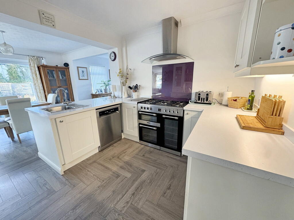 House in Abergele - More