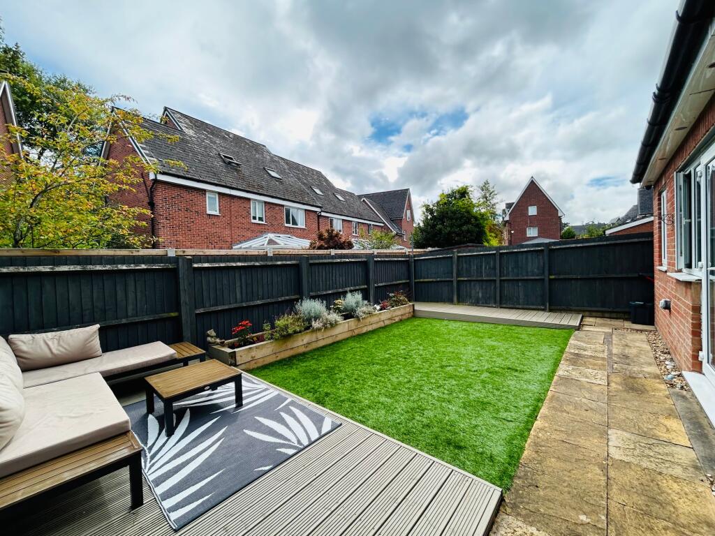 House in Lymm, Heatley, Warrington - View 5