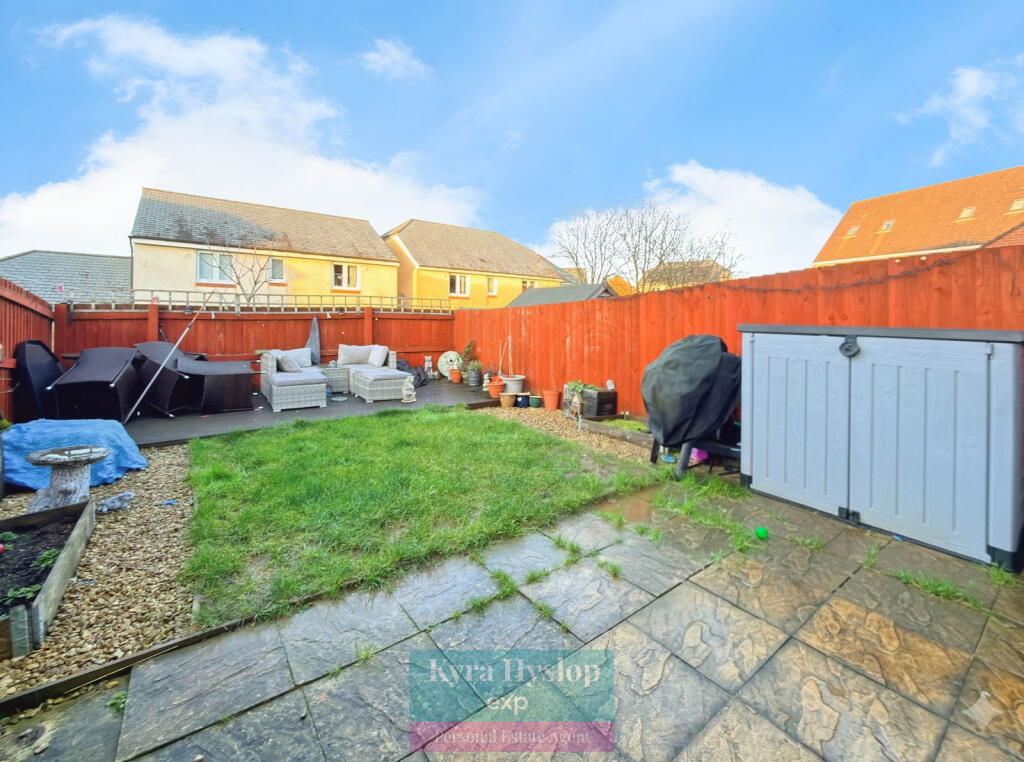 House in Exeter, Cranbrook - More