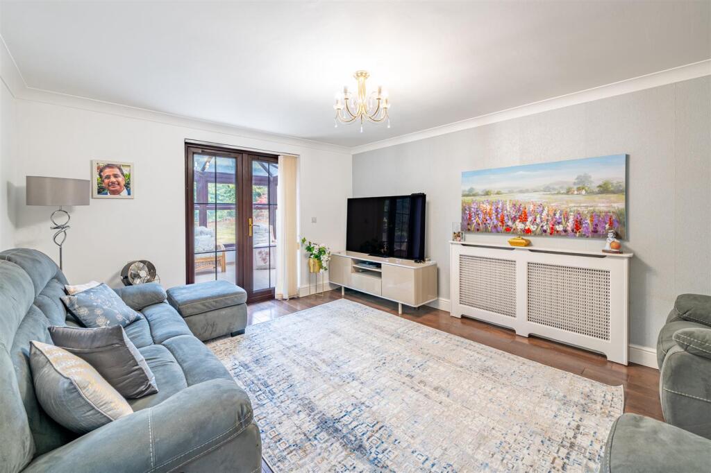 House in Nottingham, Beeston - View 2