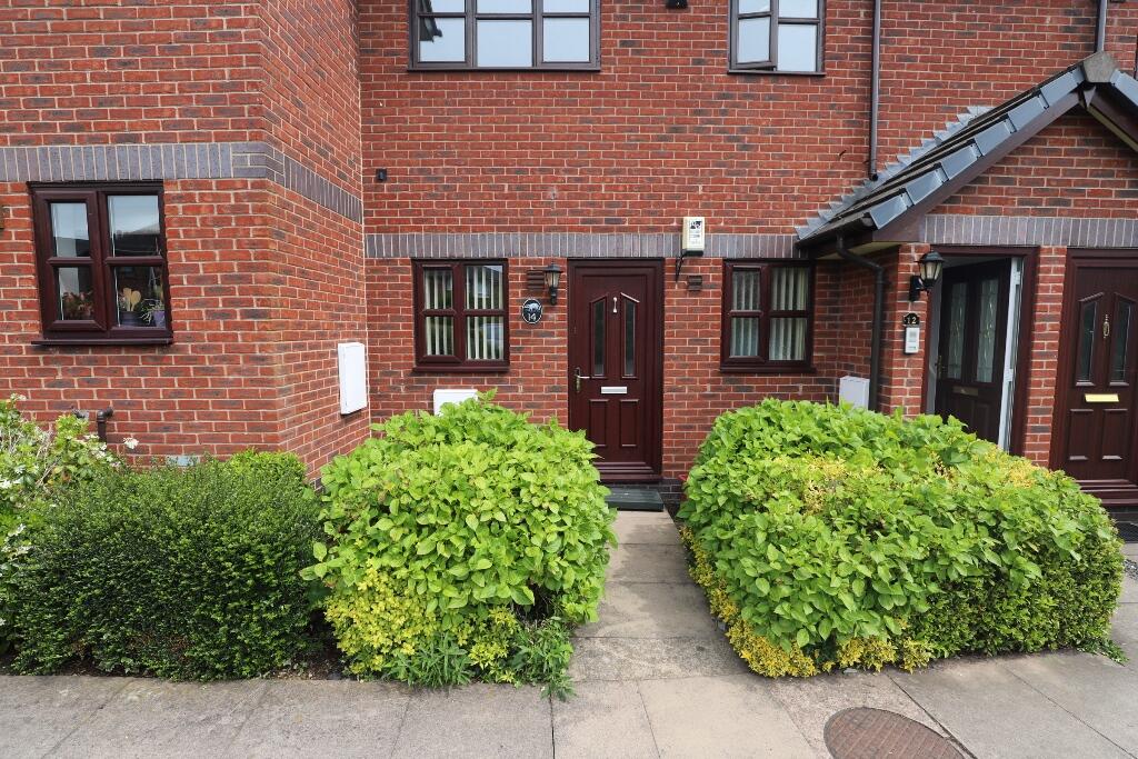 Main image of property: Badgers Brow, Hanley, ST1