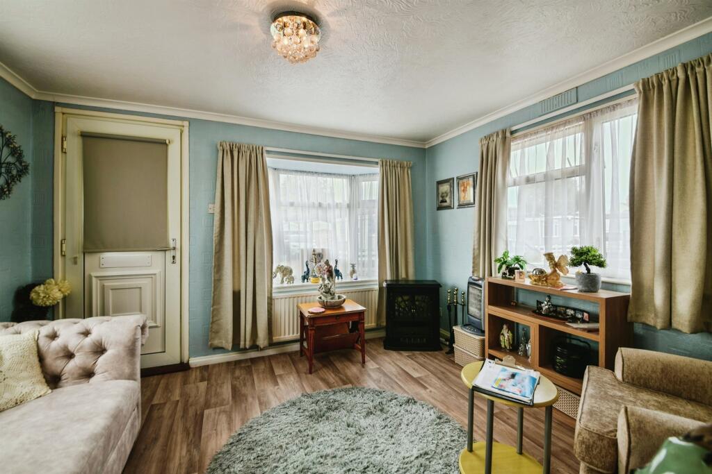 House in East Lindsey, Mablethorpe, Mablethorpe and Sutton - View 2