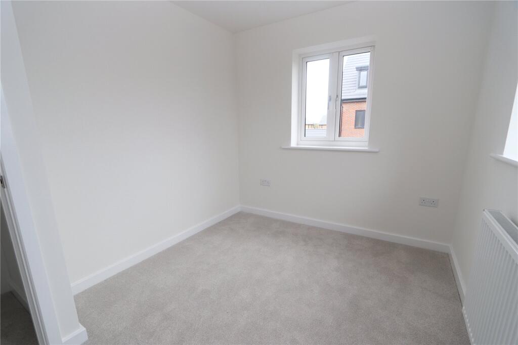 House in Moulsoe, City of Milton Keynes - More