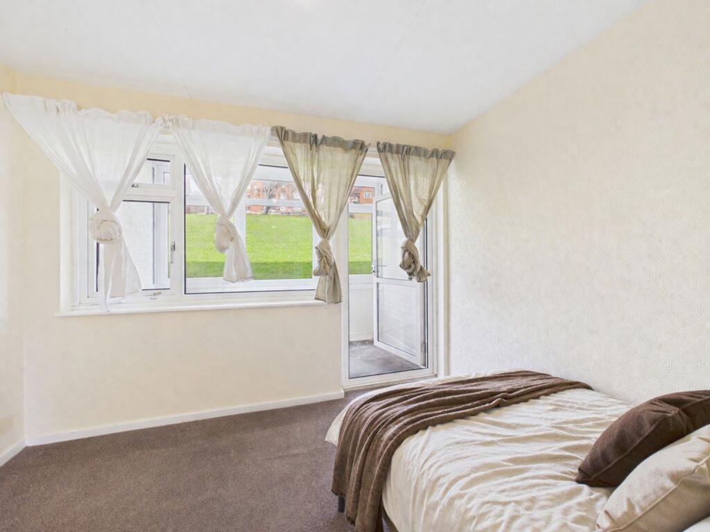 4 bedroom flat for rent
