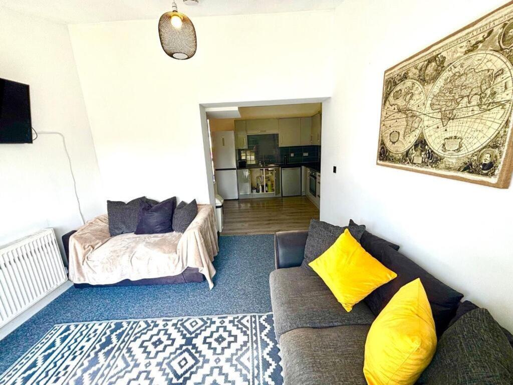 1 bedroom end of terrace house for rent