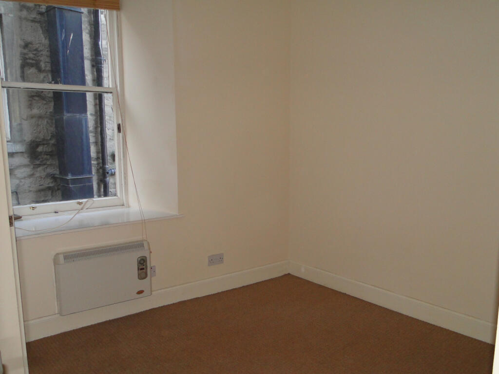 Apartment in Perth - View 4