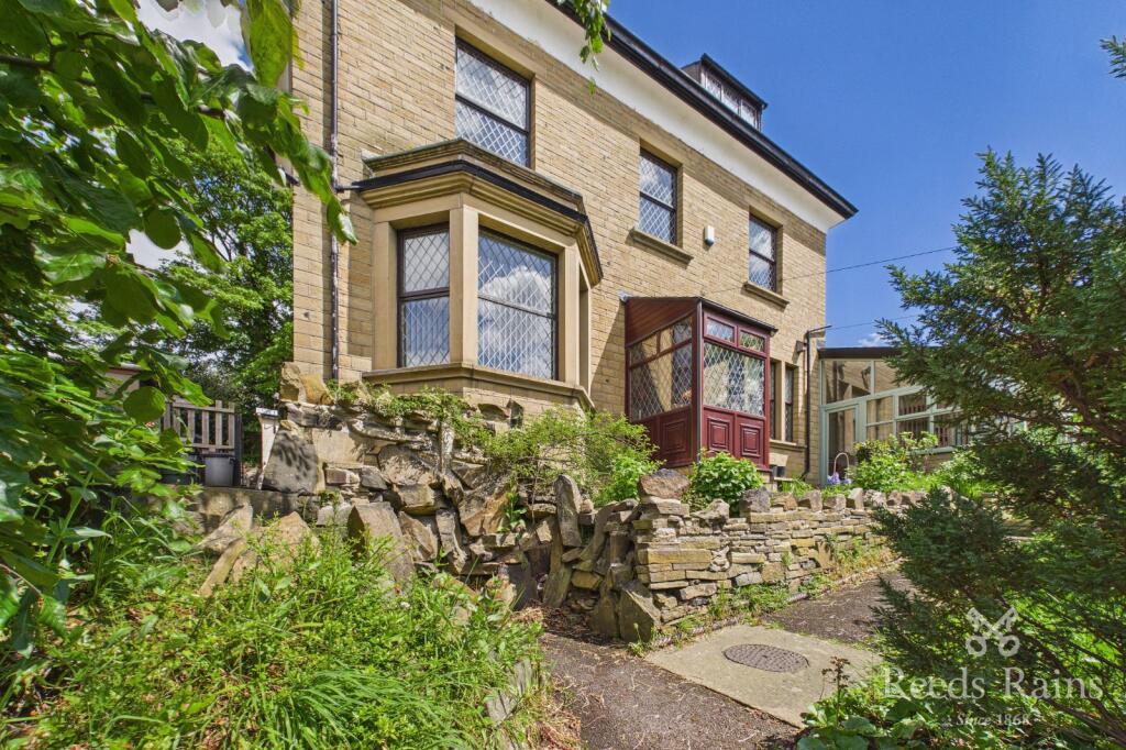 Main image of property: Almondbury Bank, Huddersfield, West Yorkshire, HD5