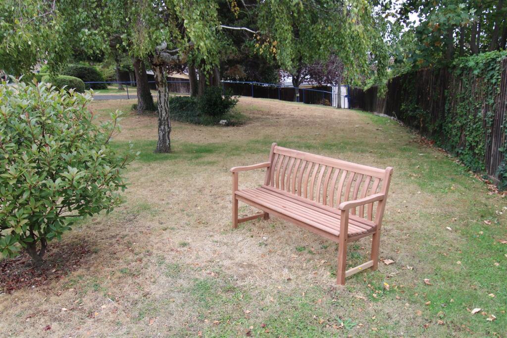 Admiral Gardens, Cowes photo 3
