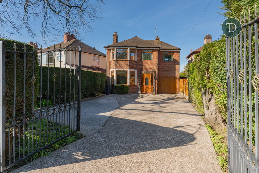 Main image of property: Chester Road, Whitby, Ellesmere Port, CH66