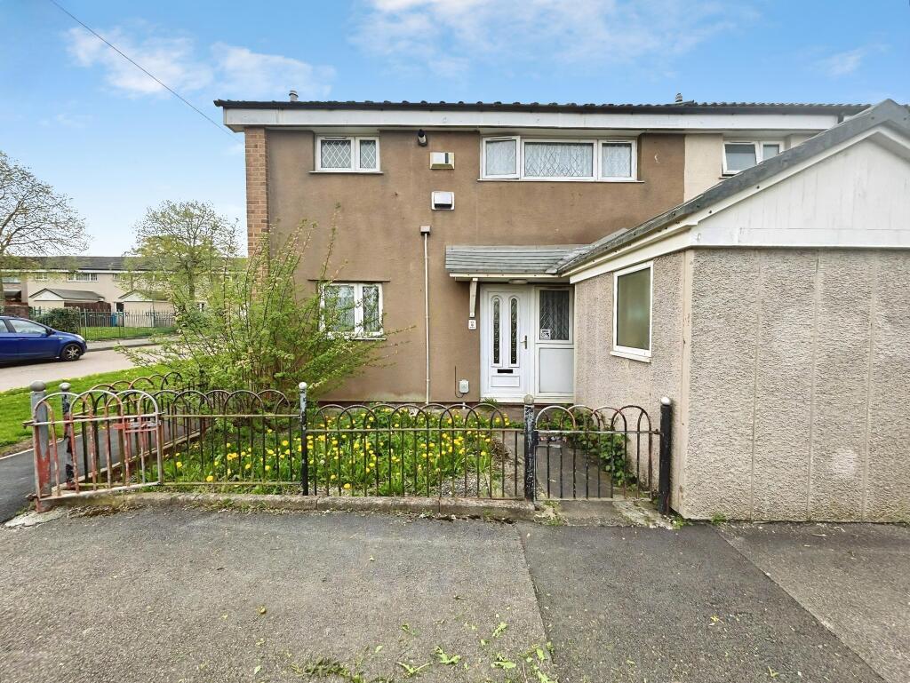 Main image of property: Manston garth, Hull, HU7