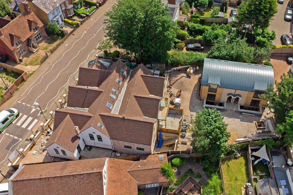 House in St Albans - View 4