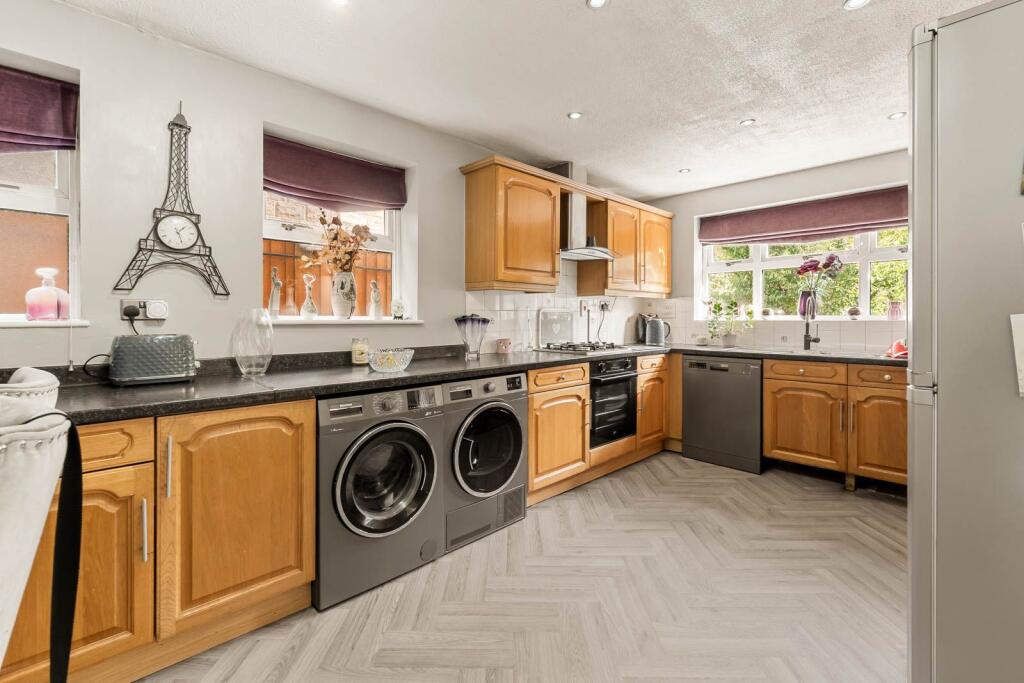 House in Bradford - View 5