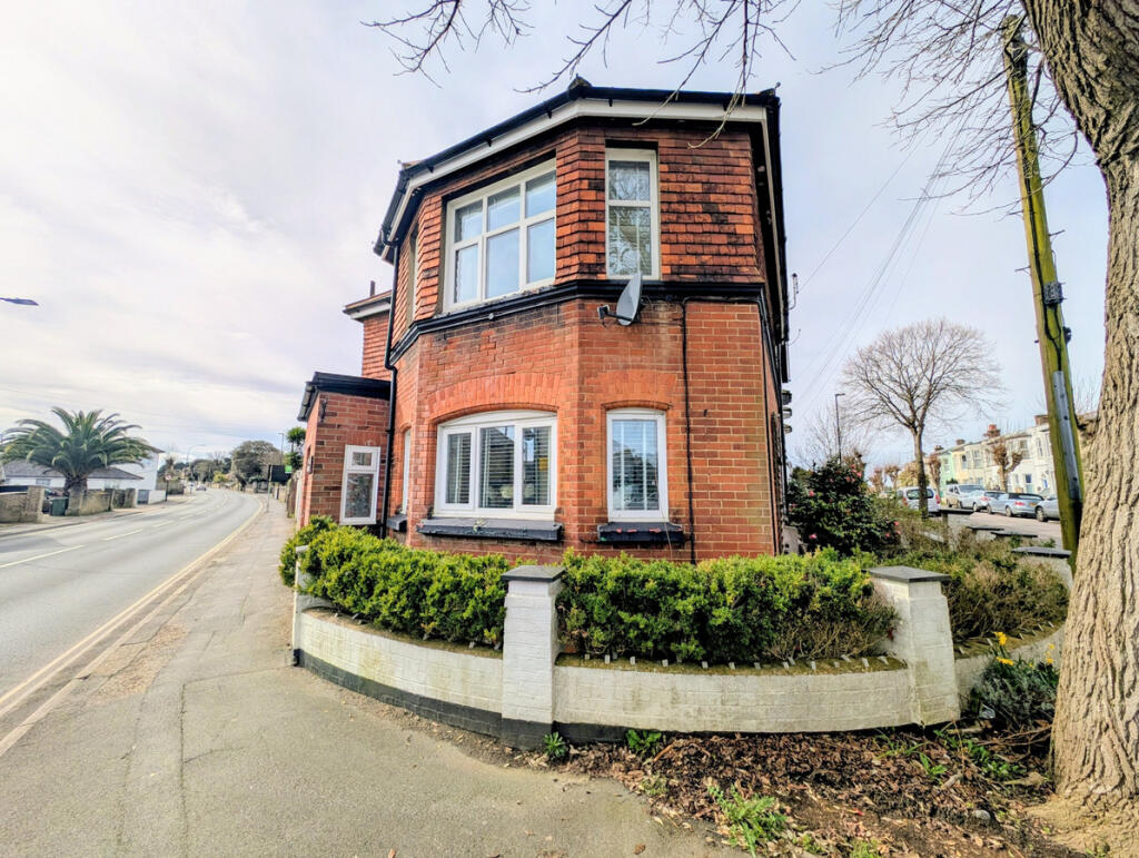 Main image of property: Broadway, Sandown, PO36