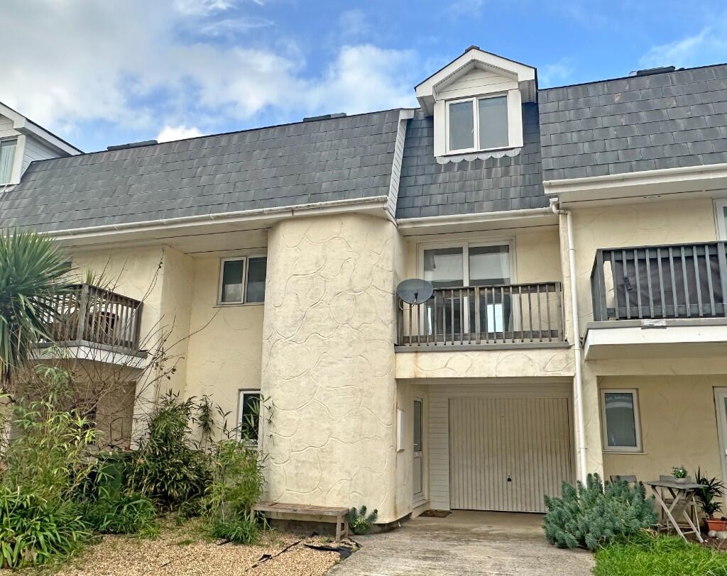 3-bed terraced on Le Grand Val, Alderney, Channel Isles, GY9, £239,000