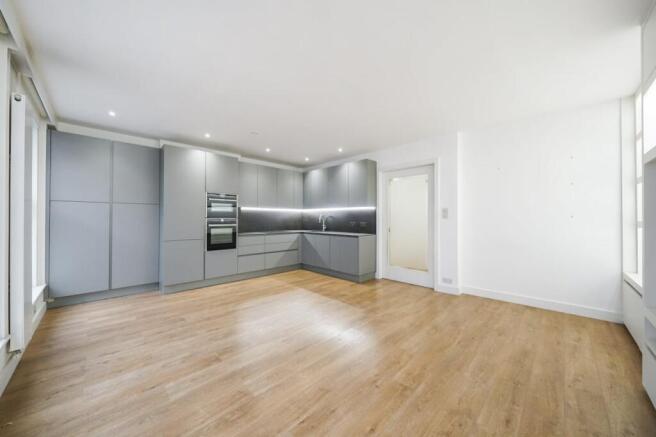 Flat 1 55 Charlotte Street  ZcRrpk0XhKbiaCx78jCo