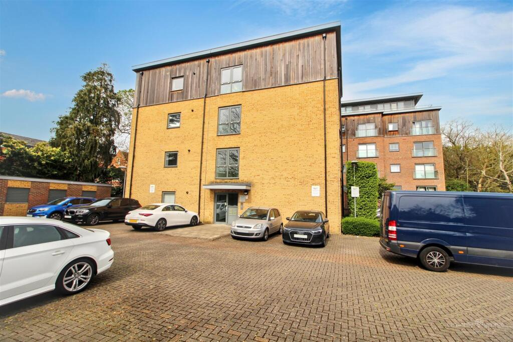 Main image of property: Southcote Lane, Reading