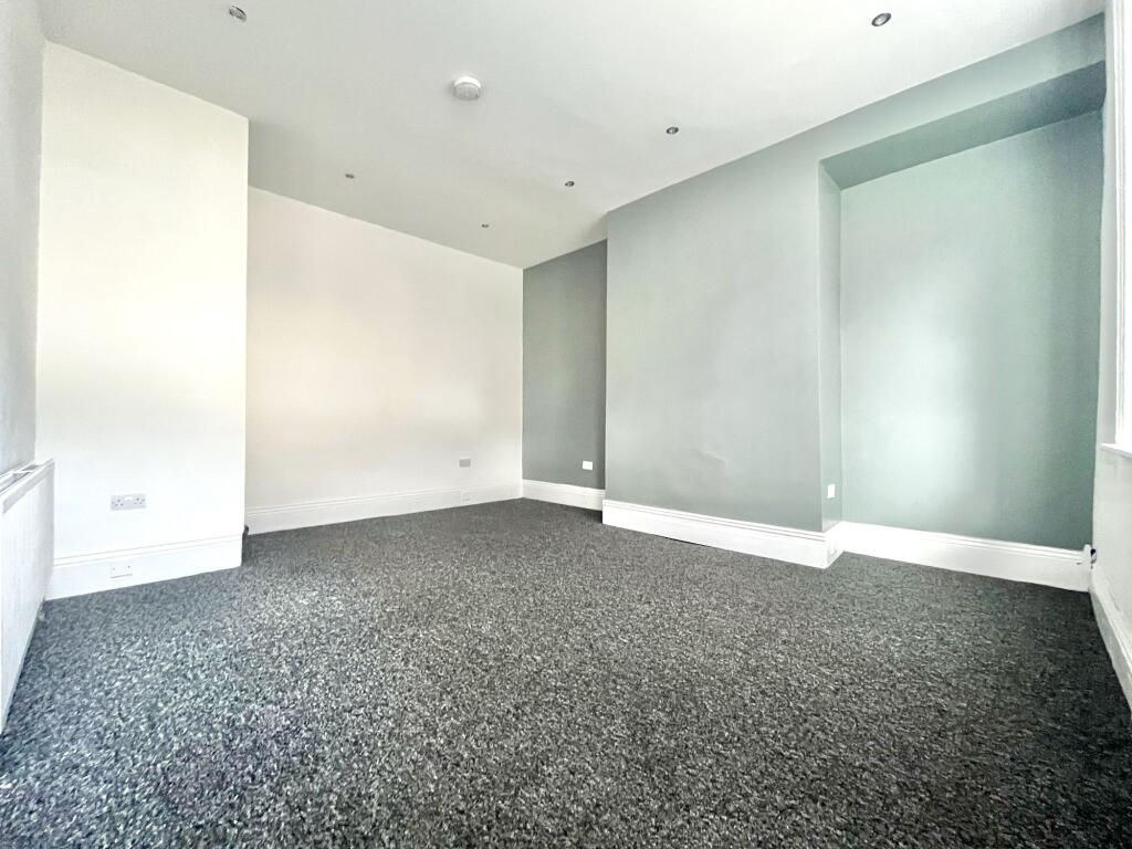 Additional image 2 of Stanacre Place, Bradford, BD3