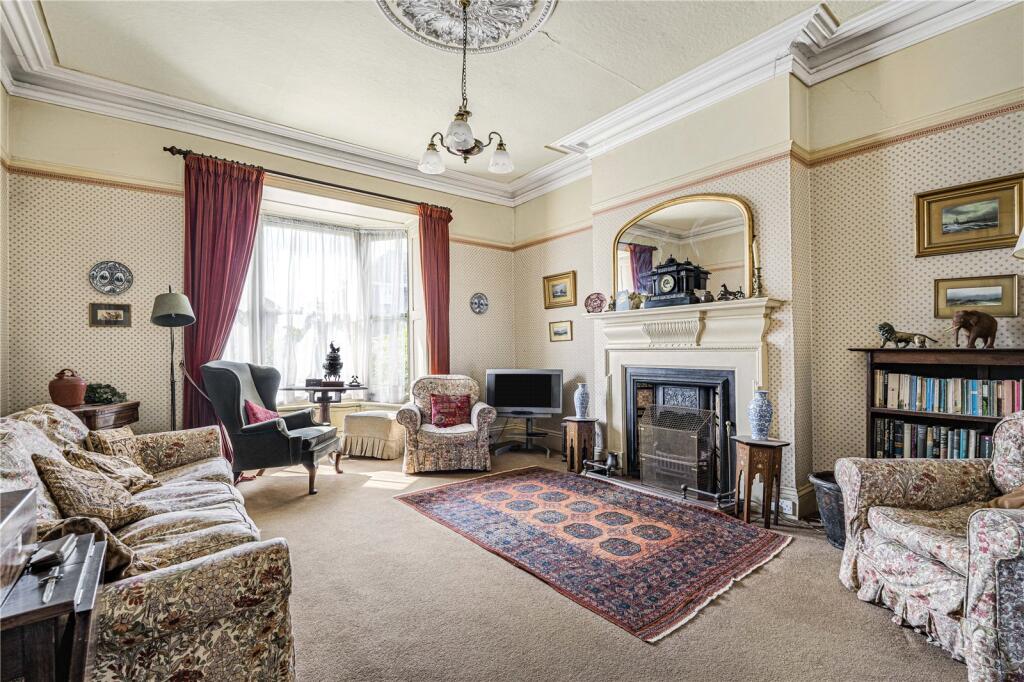 Highfield Road, Malvern, Worcestershire, WR14 photo 4