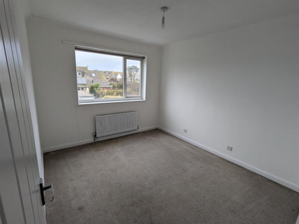 South Coast Road, Peacehaven photo 3
