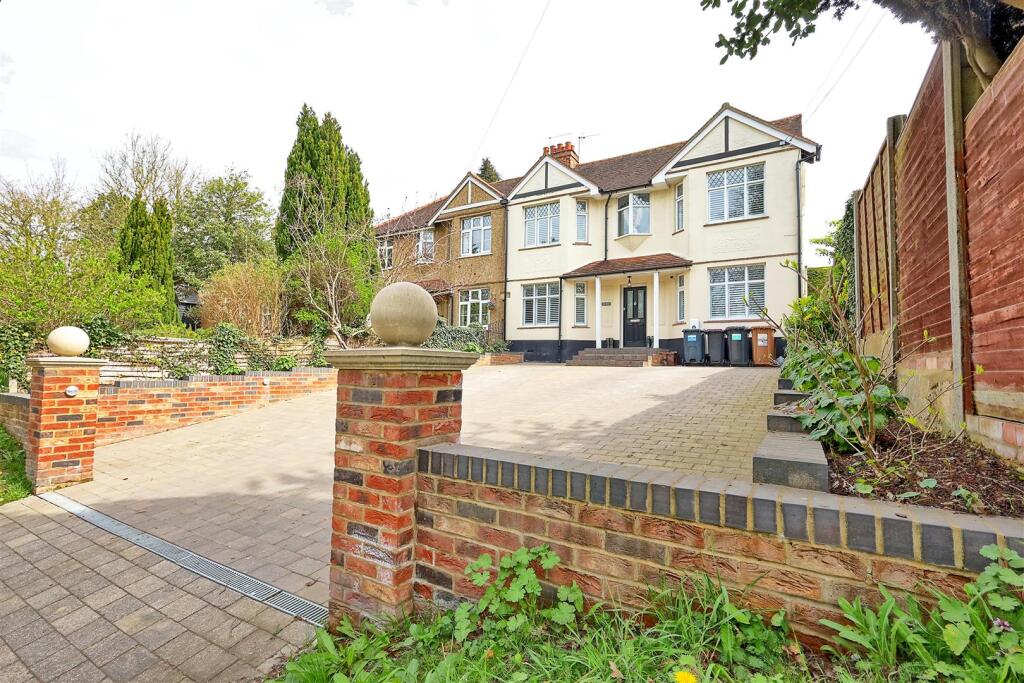 Main image of property: THUNDRIDGE - 1930'S FAMILY HOME