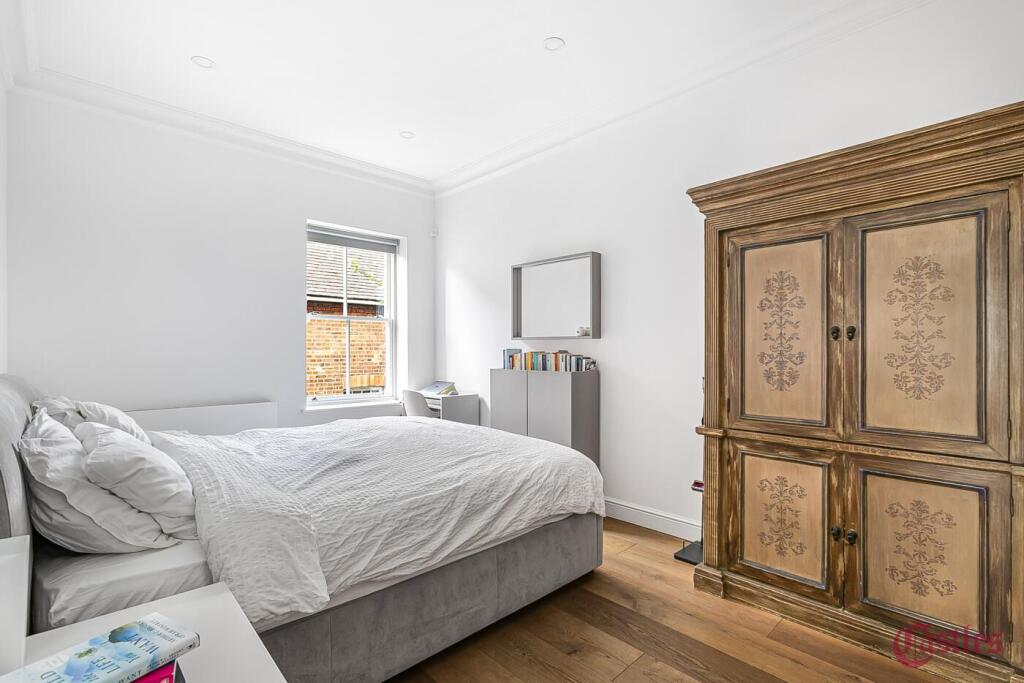 Apartment in London - View 2