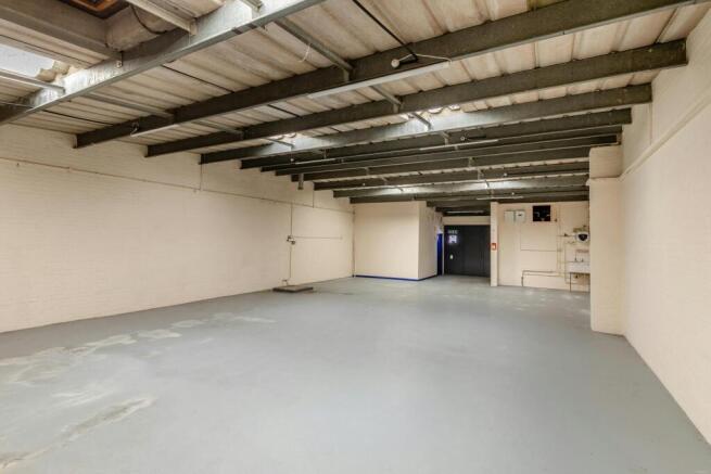 8693986-interior09-v2-800.jpg