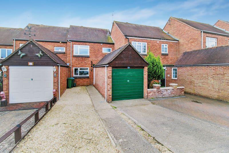 Main image of property: Long Crendon