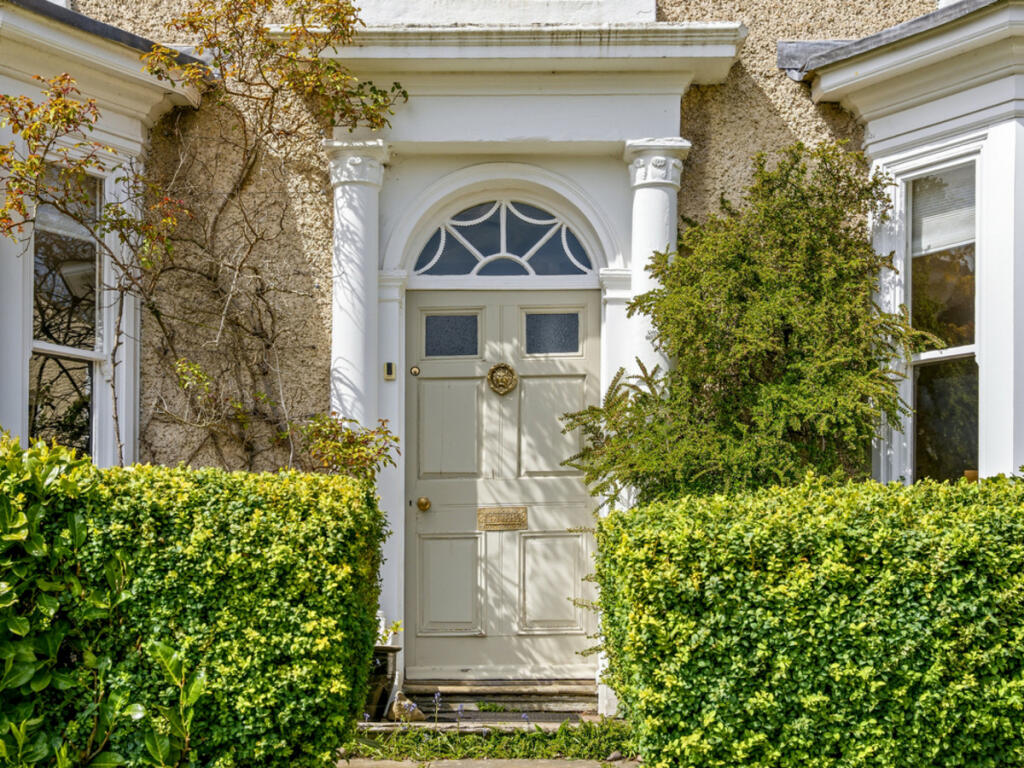 Main image of property: The Laurels, Reeth