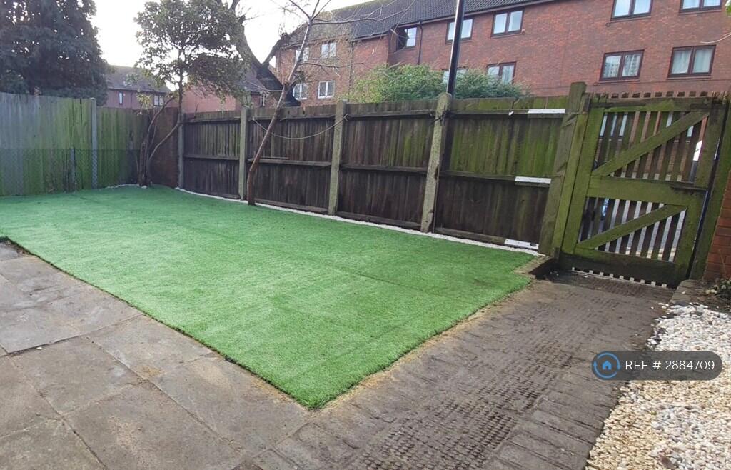 Main image of property: Eastney Road, London, CR0