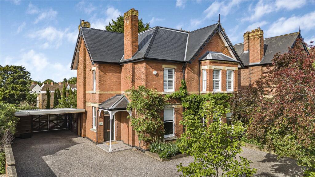 Main image of property: London Road, Charlton Kings, Cheltenham, GL52